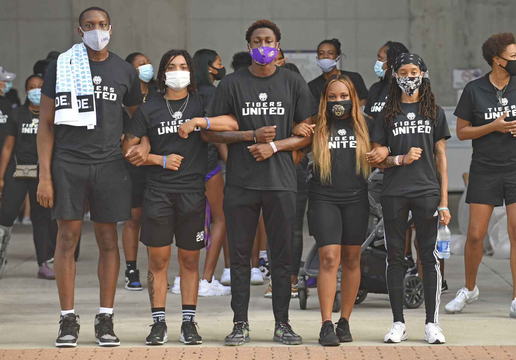 BR.lsumarch.091320 HS 207.JPG